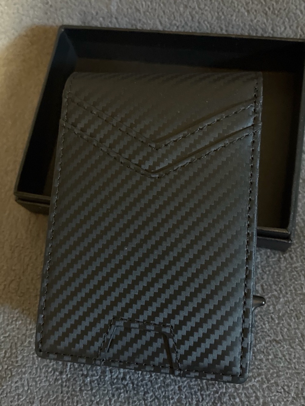 Slim Carbon-Texture Money Clip Wallet - Black